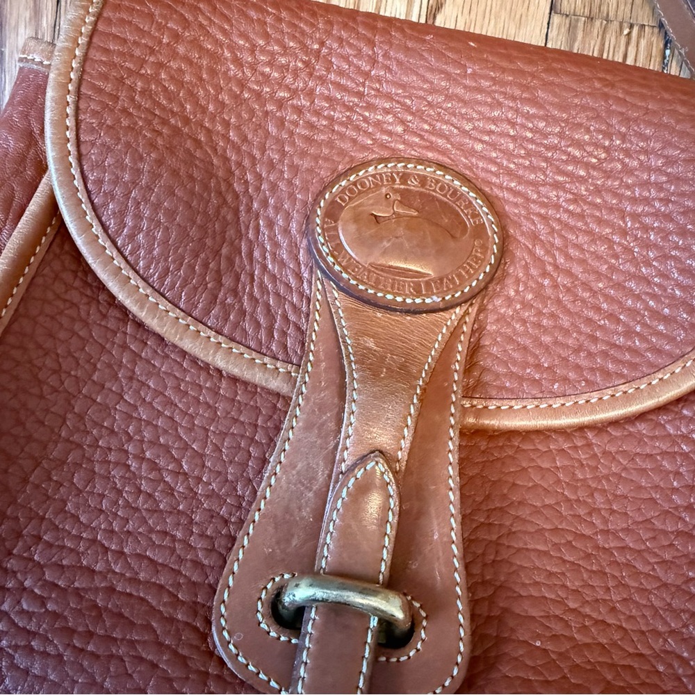 Vintage Dooney & Bourke Leather Crossbody Purse - Picture 6 of 6